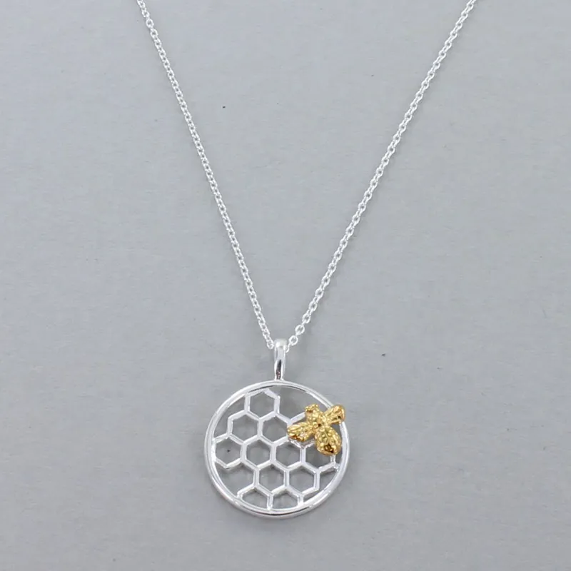 Reeves and Reeves Bee and Honeycomb Necklace - Sterling Silver/Gold